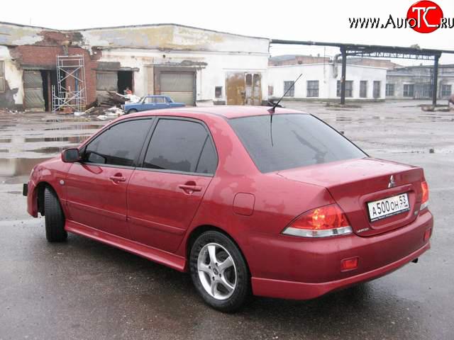 4 049 р. Накладка заднего бампера на Mitsubishi Lancer 9 1-ый рестайлинг седан (2003-2005)  с доставкой в г. Владивосток