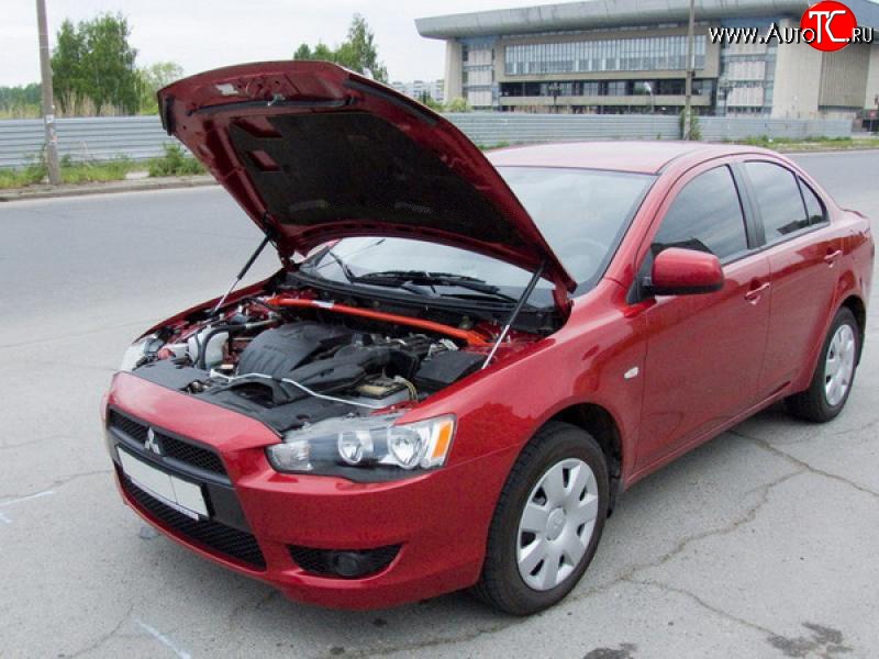 2 449 р. Упоры капота Sport Mitsubishi Lancer 10 седан дорестайлинг (2007-2010)  с доставкой в г. Владивосток