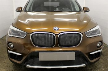 6 549 р. Защитная сетка радиатора в бампер Стрелка 11 Премиум (алюминий)  BMW X1  F48 (2015-2019) дорестайлинг (Цвет: черный)  с доставкой в г. Владивосток. Увеличить фотографию 2