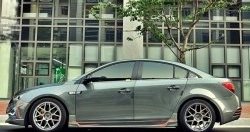 Пороги накладки CT Chevrolet Cruze J305 хэтчбек рестайлинг (2012-2015)