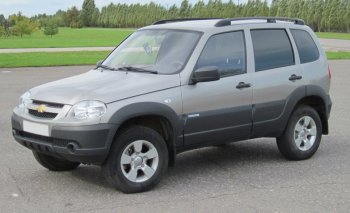 9 399 р. Рейлинги крыши АПС  Chevrolet Niva  2123 (2002-2020), Лада 2123 (Нива Шевроле) (2002-2021), Лада Нива Трэвел (2021-2025) (Черные, без поперечин)  с доставкой в г. Владивосток. Увеличить фотографию 4