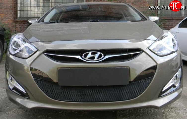 2 099 р. Сетка на бампер Russtal (черная) Hyundai I40 1 VF дорестайлинг седан (2011-2015)  с доставкой в г. Владивосток