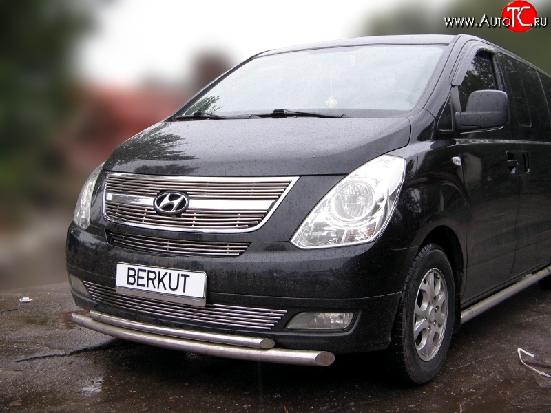 3 799 р. Декоративная вставка воздухозаборника Berkut Hyundai Starex/Grand Starex/H1 TQ рестайлинг (2014-2018)  с доставкой в г. Владивосток