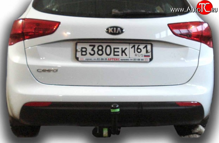 31 699 р. Фаркоп Лидер Плюс  KIA Ceed  1 ED (2010-2012) рестайлинг, хэтчбэк 5 дв. (Без электропакета)  с доставкой в г. Владивосток