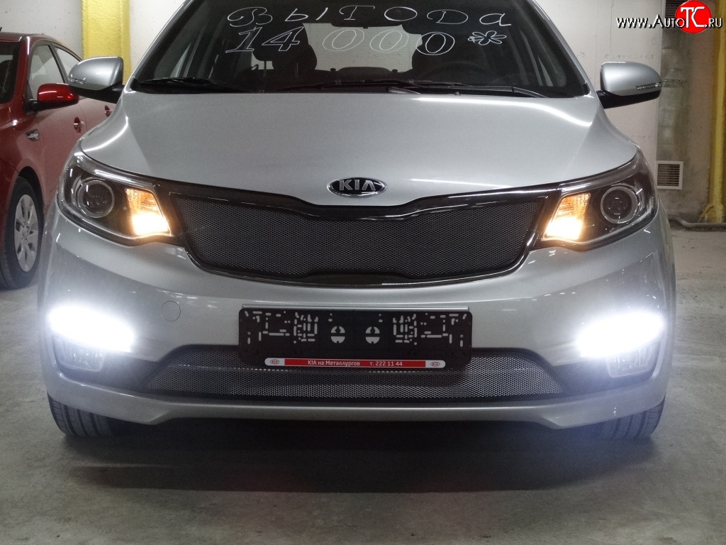 1 539 р. Нижняя сетка на бампер Russtal (хром) KIA Rio 3 QB рестайлинг седан (2015-2017)  с доставкой в г. Владивосток