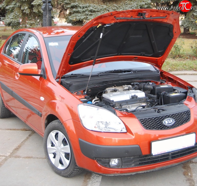 2 969 р. Упор капота Sport KIA Rio 2 JB дорестайлинг седан (2005-2009)  с доставкой в г. Владивосток