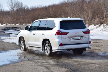 18 649 р. Защита порогов из трубы Ø51 Petroil Tuning Lexus LX450d J200 2-ой рестайлинг (2015-2022) (Нержавеющая полированная сталь)  с доставкой в г. Владивосток. Увеличить фотографию 2