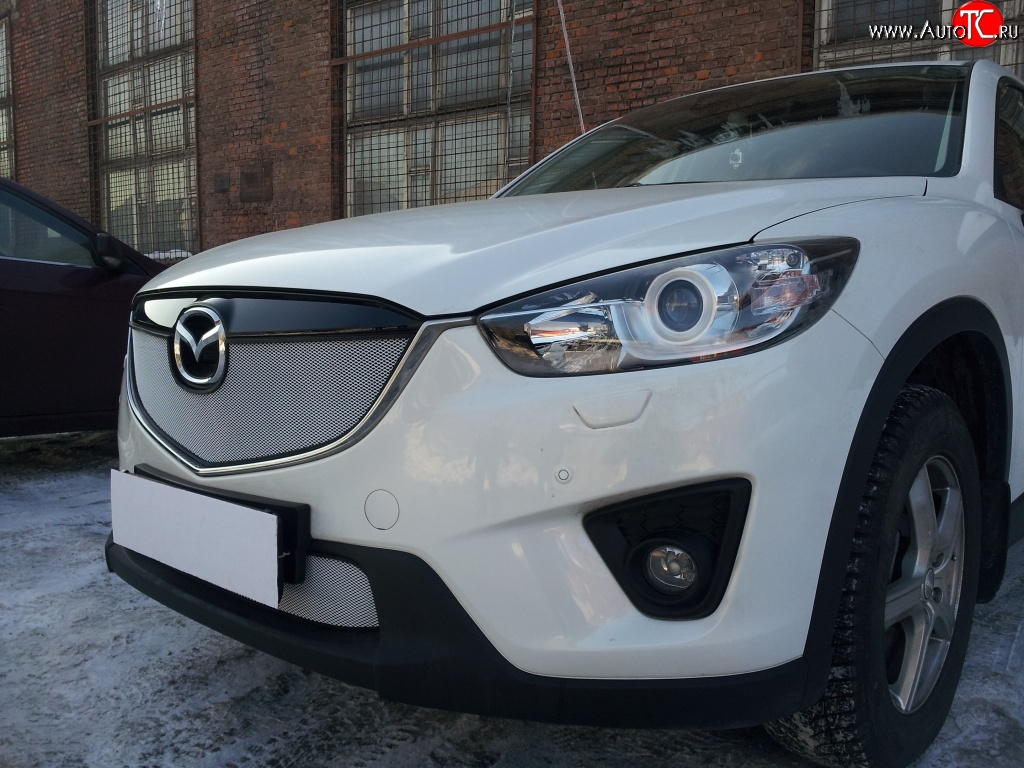 2 399 р. Нижняя сетка на бампер Russtal (хром) Mazda CX-5 KE дорестайлинг (2011-2014)  с доставкой в г. Владивосток