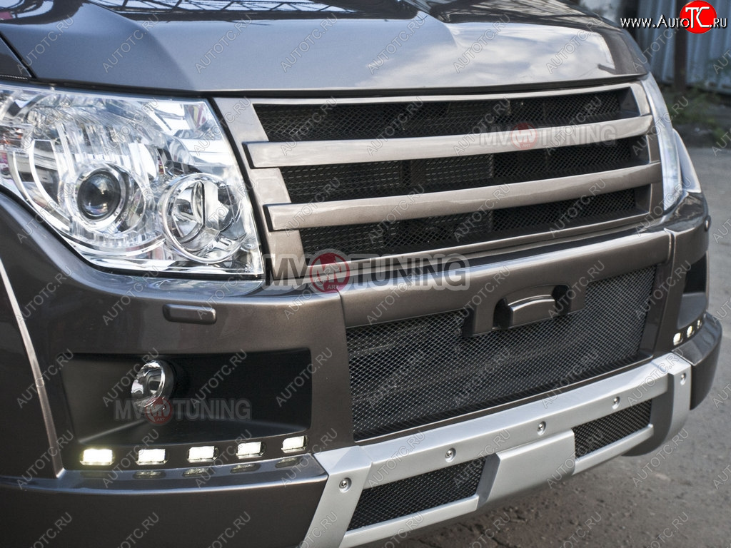 8 199 р. Решётка радиатора BROOMER Design Mitsubishi Pajero 4 V90 дорестайлинг (2006-2011) (Неокрашенная)  с доставкой в г. Владивосток