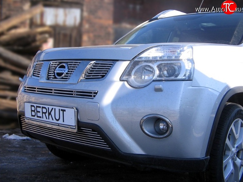 6 999 р. Декоративная вставка воздухозаборника Berkut Nissan X-trail 2 T31 рестайлинг (2010-2015)  с доставкой в г. Владивосток