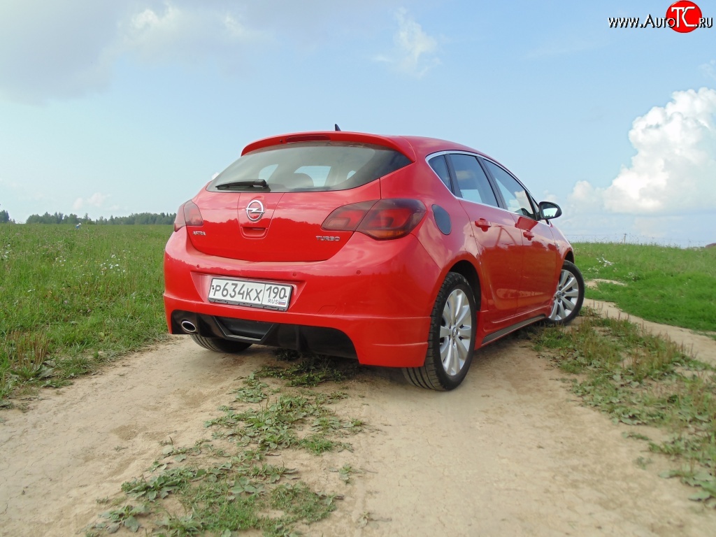 3 899 р. Накладка Sport на задний бампер Opel Astra J хэтчбек 5 дв.  рестайлинг (2012-2017) (Неокрашенная)  с доставкой в г. Владивосток