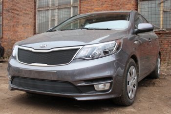 3 899 р. Защитная сетка в бампер (низ, ячейка 3х7 мм) Alfeco Стандарт  KIA Rio  3 QB (2015-2017) рестайлинг седан, рестайлингхэтчбек5дв. (Чёрная)  с доставкой в г. Владивосток. Увеличить фотографию 3