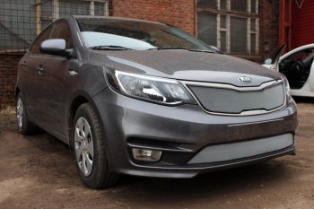 3 299 р. Защитная сетка в бампер (низ, ячейка 3х7 мм) Alfeco Стандарт KIA Rio 3 QB рестайлинг седан (2015-2017) (Хром)  с доставкой в г. Владивосток. Увеличить фотографию 2