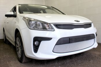 3 299 р. Защитная сетка в бампер (низ, ячейка 3х7 мм) Alfeco Стандарт  KIA Rio  4 FB (2016-2020) дорестайлинг седан (Хром)  с доставкой в г. Владивосток. Увеличить фотографию 2