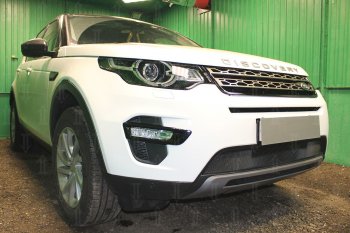 3 199 р. Защитная сетка в бампер (низ, ячейка 3х7 мм) Alfeco Стандарт  Land Rover Discovery Sport  L550 (2014-2024) дорестайлинг, рестайлинг (Чёрная)  с доставкой в г. Владивосток. Увеличить фотографию 3