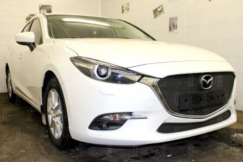 2 799 р. Защитная сетка в бампер (низ, ячейка 3х7 мм) Alfeco Стандарт  Mazda 3/Axela  BM (2016-2019) рестайлинг седан, рестайлинг, хэтчбэк (Чёрная)  с доставкой в г. Владивосток. Увеличить фотографию 3