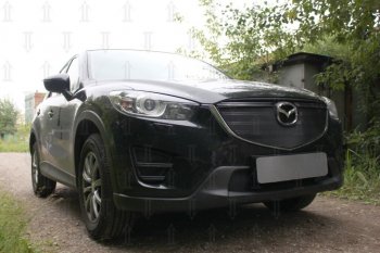 3 399 р. Защитная сетка в бампер (верх, ячейка 3х7 мм) Alfeco Стандарт Mazda CX-5 KE рестайлинг (2015-2017) (Чёрная)  с доставкой в г. Владивосток. Увеличить фотографию 3