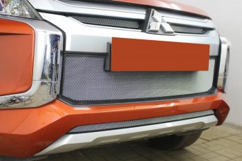 2 689 р. Защитная сетка в бампер (низ, ячейка 3х7 мм) Alfeco Стандарт Mitsubishi L200 5 KK,KL рестайлинг (2018-2022) (Хром)  с доставкой в г. Владивосток. Увеличить фотографию 2