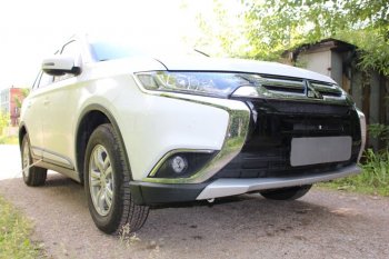 8 449 р. Защитная сетка в бампер (4 части, ячейка 3х7 мм) Alfeco Стандарт  Mitsubishi Outlander  GF (2015-2018) 2-ой рестайлинг (Чёрная)  с доставкой в г. Владивосток. Увеличить фотографию 3