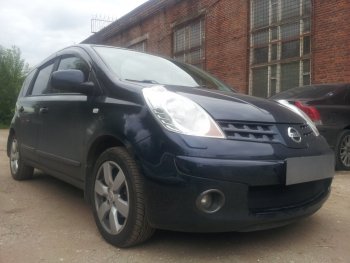 3 099 р. Защитная сетка в бампер (низ, ячейка 3х7 мм) Стрелка11 Стандарт  Nissan Note  1 (2004-2008) E11 дорестайлинг (Чёрная)  с доставкой в г. Владивосток. Увеличить фотографию 2