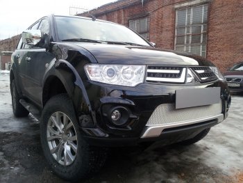 4 299 р. Защитная сетка в бампер (низ, ячейка 4х10 мм) Alfeco Премиум Mitsubishi L200 4  рестайлинг (2013-2016) (Хром)  с доставкой в г. Владивосток. Увеличить фотографию 4