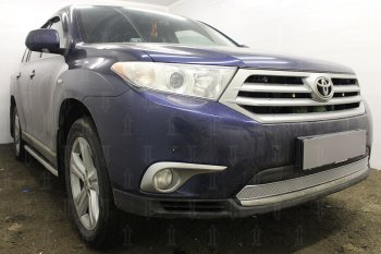 4 749 р. Защитная сетка в бампер (низ, ячейка 4х10 мм) Стрелка11 Премиум Toyota Highlander XU40 рестайлинг (2010-2013) (Хром)  с доставкой в г. Владивосток. Увеличить фотографию 2