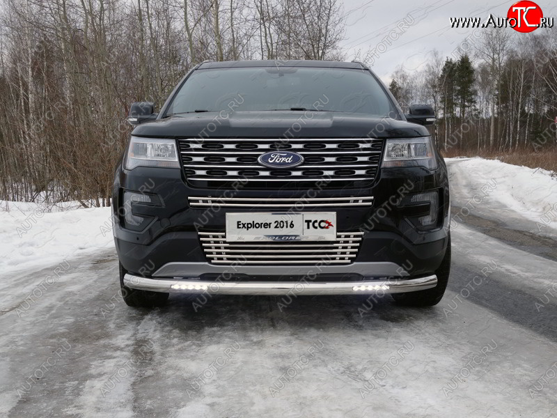 12 299 р. Нижняя декоративная вставка в бампер ТСС Тюнинг  Ford Explorer  U502 (2015-2018) 1-ый рестайлинг, 5 дв. (d 16 мм )  с доставкой в г. Владивосток