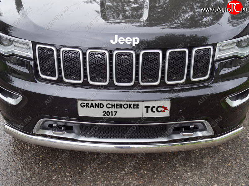 3 599 р. Декоративная вставка решетки радиатора ТСС Тюнинг  Jeep Grand Cherokee  WK2 (2017-2022) 2-ой рестайлинг (лист AL)  с доставкой в г. Владивосток