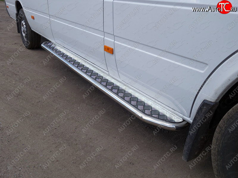 29 449 р. Порог с площадкой, ТСС Тюнинг  Mercedes-Benz Sprinter  W906 (2014-2018) рестайлинг (с площадкой 42,4 мм)  с доставкой в г. Владивосток