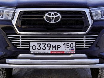 11 299 р. Нижняя декоративная вставка в бампер ТСС Тюнинг  Toyota Hilux  AN120 (2017-2020) 1-ый рестайлинг (d 12 мм)  с доставкой в г. Владивосток. Увеличить фотографию 1