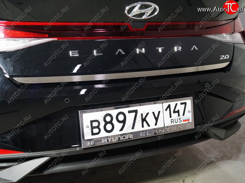 2 059 р. Накладка на заднюю дверь, ТСС Тюнинг  Hyundai Elantra  CN7 (2020-2023) (Лист шлифованный)  с доставкой в г. Владивосток