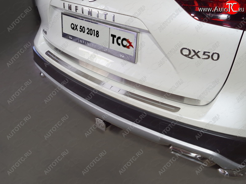 2 079 р. Накладка на заднюю дверь, ТСС Тюнинг  INFINITI Qx50  J55 (2017-2022) (Лист шлифованный)  с доставкой в г. Владивосток