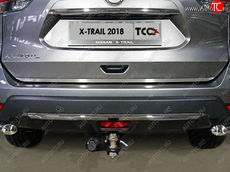 1 699 р. Накладка на заднюю дверь, ТСС Тюнинг  Nissan X-trail  3 T32 (2017-2022) рестайлинг (лист шлифованный)  с доставкой в г. Владивосток