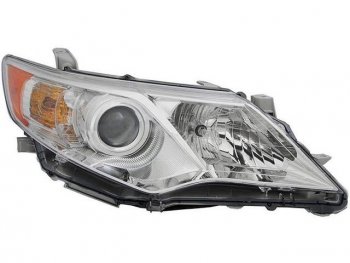 Правая фара (с электрокорректором, ксенон) BodyParts Toyota Camry XV50 дорестайлинг (2011-2014)