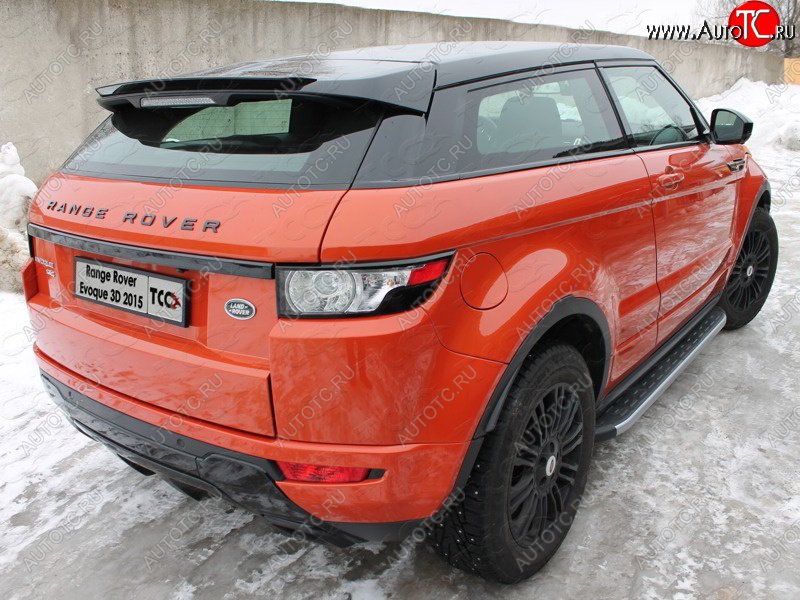 21 349 р. Пороги алюминиевые с пластиковой накладкой, ТСС Тюнинг  Land Rover Range Rover Evoque  1 L538 (2015-2018) рестайлинг 3 дв. (карбон серебро )  с доставкой в г. Владивосток