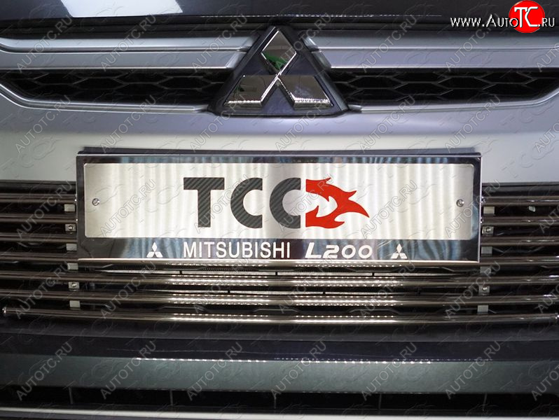 4 999 р. Рамка гос. номера ТСС Тюнинг  Mitsubishi L200  5 KK,KL (2018-2022) рестайлинг (нержавейка)  с доставкой в г. Владивосток