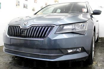 4 649 р. Защита радиатора (2 части) Стрелка11 Стандарт Skoda Superb B8 (3V) лифтбэк дорестайлинг (2015-2019) (черная)  с доставкой в г. Владивосток. Увеличить фотографию 2