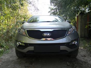 799 р. Зимняя заглушка решетки радиатора (верх) Стрелка11   KIA Sportage  3 SL (2010-2014) дорестайлинг (черная)  с доставкой в г. Владивосток. Увеличить фотографию 2