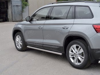 20 849 р. Защита порогов из круглой трубы диаметром 63 мм SLITKOFF v2 Skoda Kodiaq NU7 дорестайлинг (2017-2021)  с доставкой в г. Владивосток. Увеличить фотографию 2