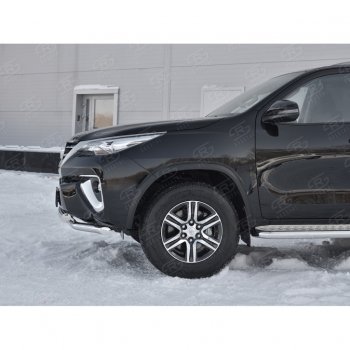 31 999 р. Защита переднего бампера (Ø63 мм с клыками, нержавейка) SLITKOFF Toyota Fortuner AN160 дорестайлинг (2015-2020)  с доставкой в г. Владивосток. Увеличить фотографию 3