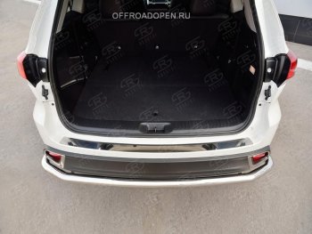 2 199 р. Накладка на задний бампер Russtal Toyota Highlander XU50 рестайлинг (2016-2020) (полированная нержавейка)  с доставкой в г. Владивосток. Увеличить фотографию 2