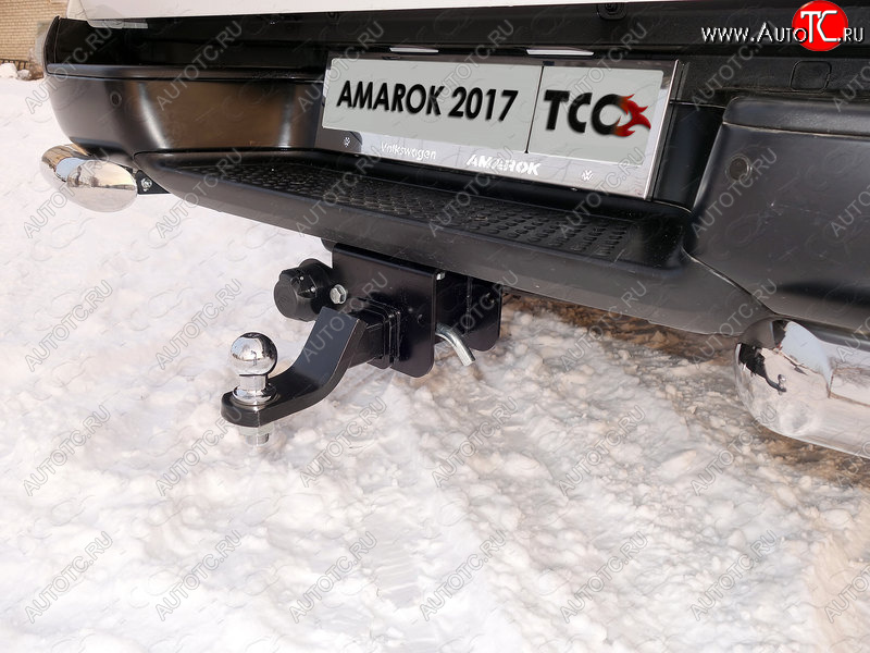 11 799 р. Фаркоп (тягово-сцепное устройство) TCC  Volkswagen Amarok (2009-2022) дорестайлинг, рестайлинг (Оцинкованный, шар E - оцинкованный)  с доставкой в г. Владивосток