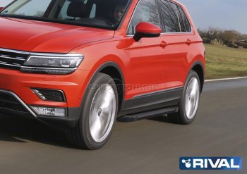 9 499 р. Порожки для ног Rival Volkswagen Tiguan Mk2 дорестайлинг (2016-2020) (Чёрные)  с доставкой в г. Владивосток. Увеличить фотографию 4