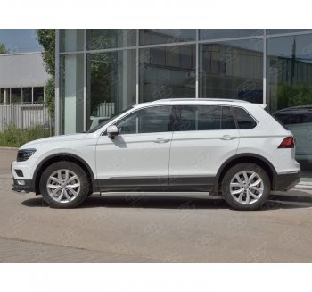 18 799 р.  Защита порогов (Ø63 мм, секции) SLITKOFF Volkswagen Tiguan Mk2 дорестайлинг (2016-2020) (Вариант 2 (пластиковые заглушки))  с доставкой в г. Владивосток. Увеличить фотографию 3